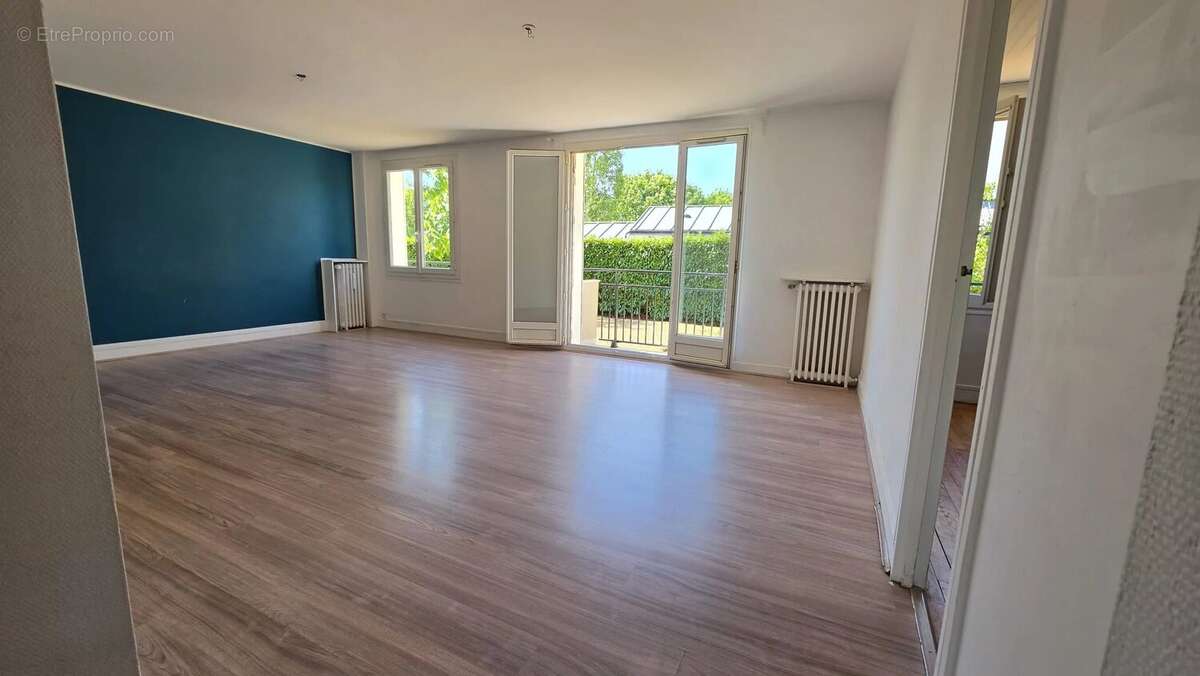 Appartement à CROISSY-SUR-SEINE