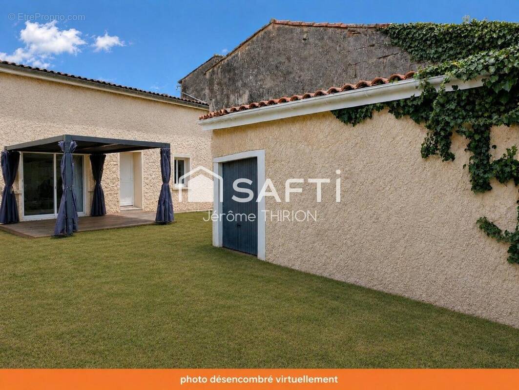 Photo 1 - Maison à SAINT-SAVIN