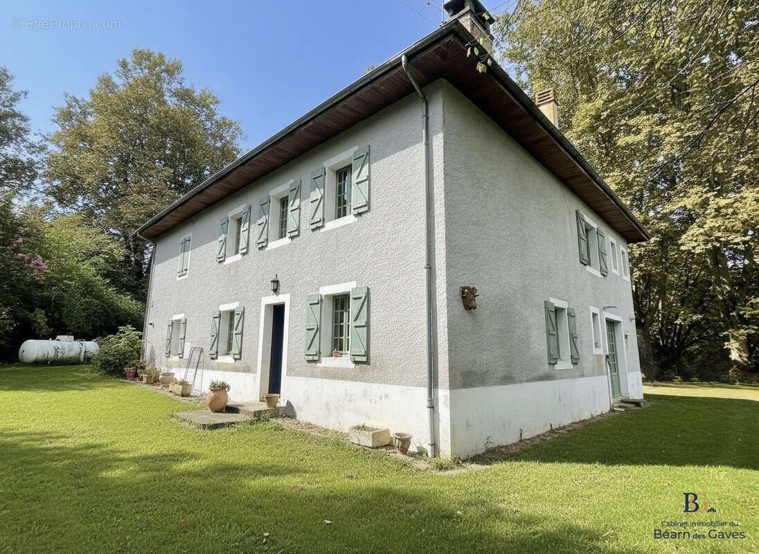Maison à SAUVETERRE-DE-BEARN