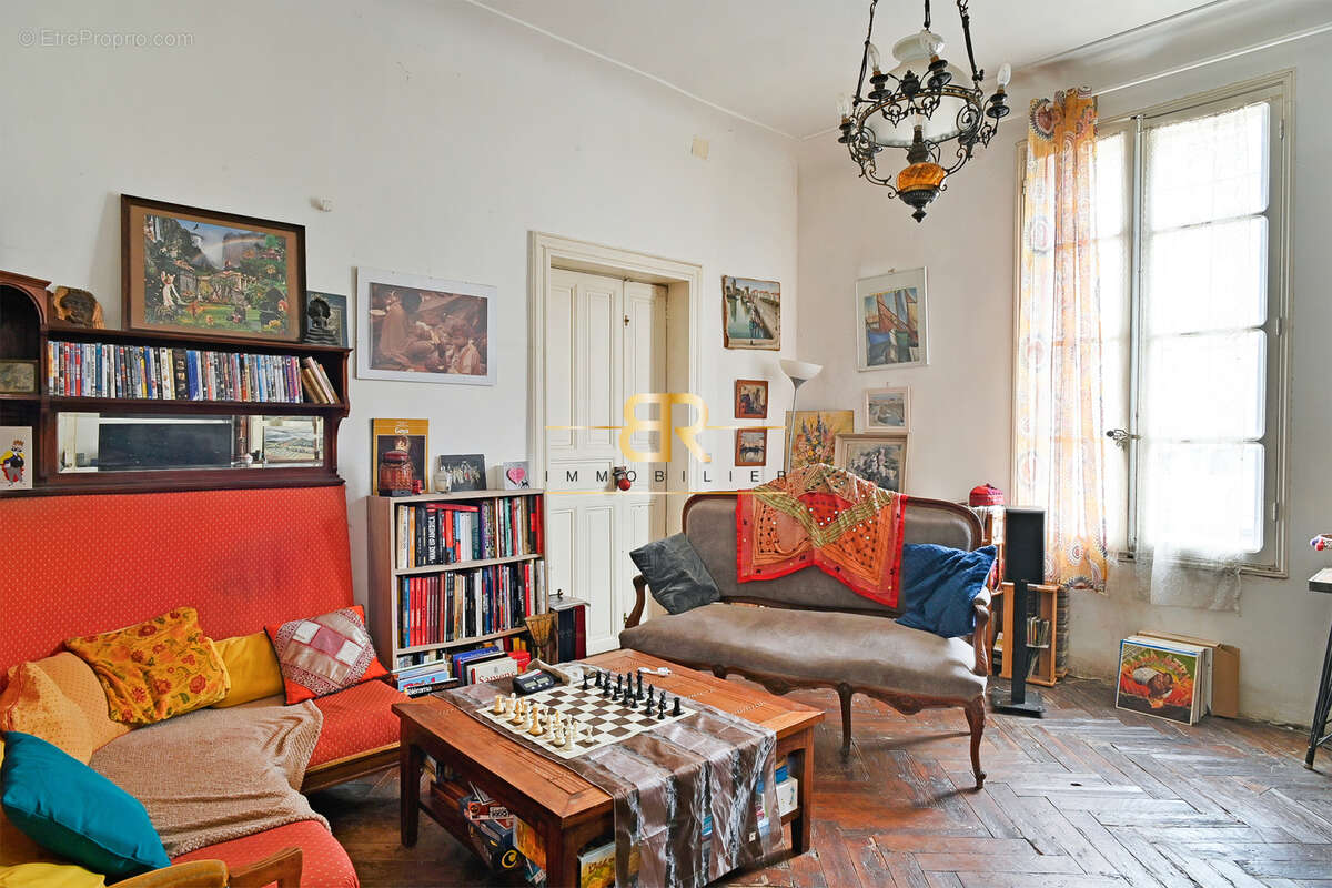 Maison à UCHAUD