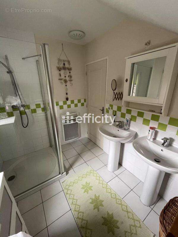 Maison à ASPRES-LES-CORPS