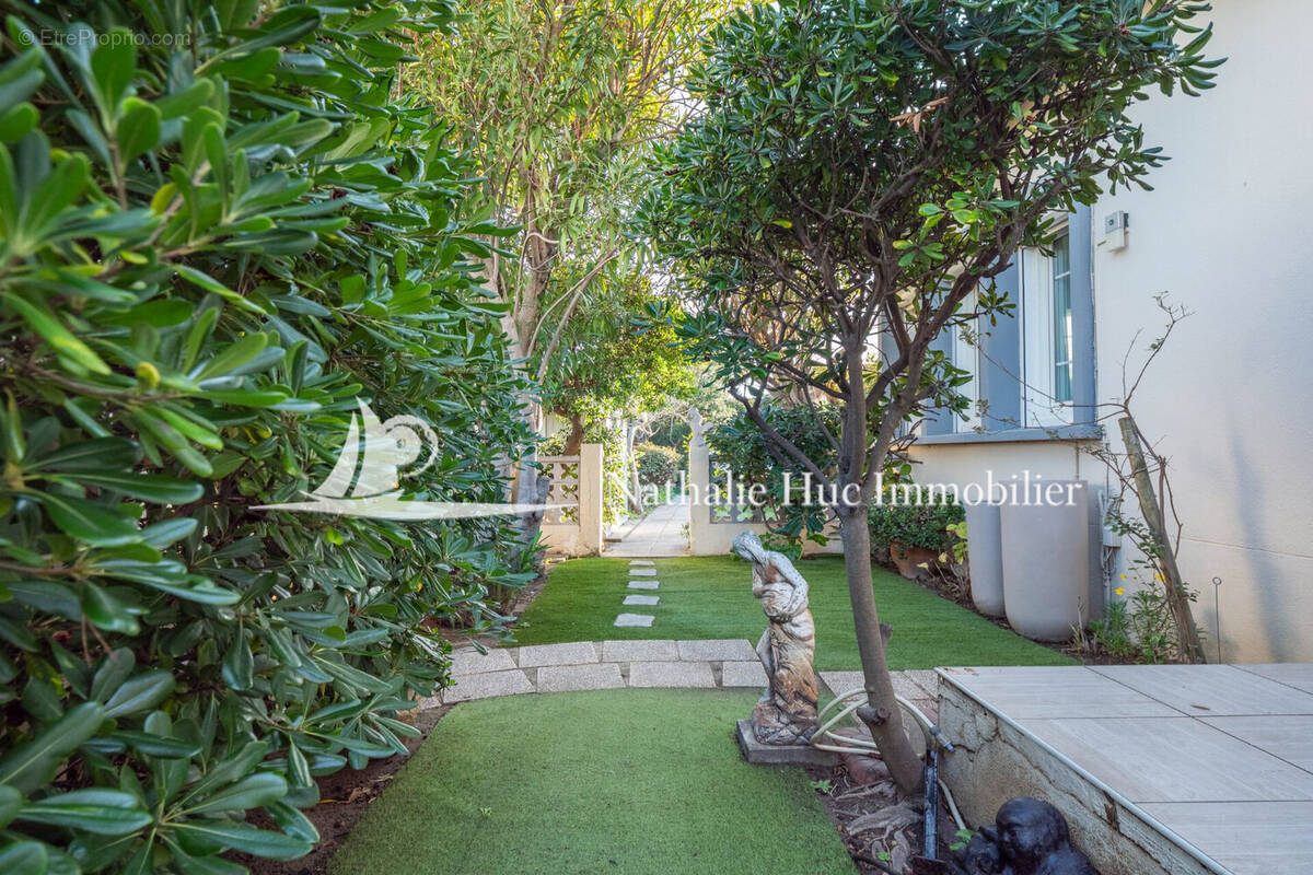 Maison à SAINT-CYPRIEN