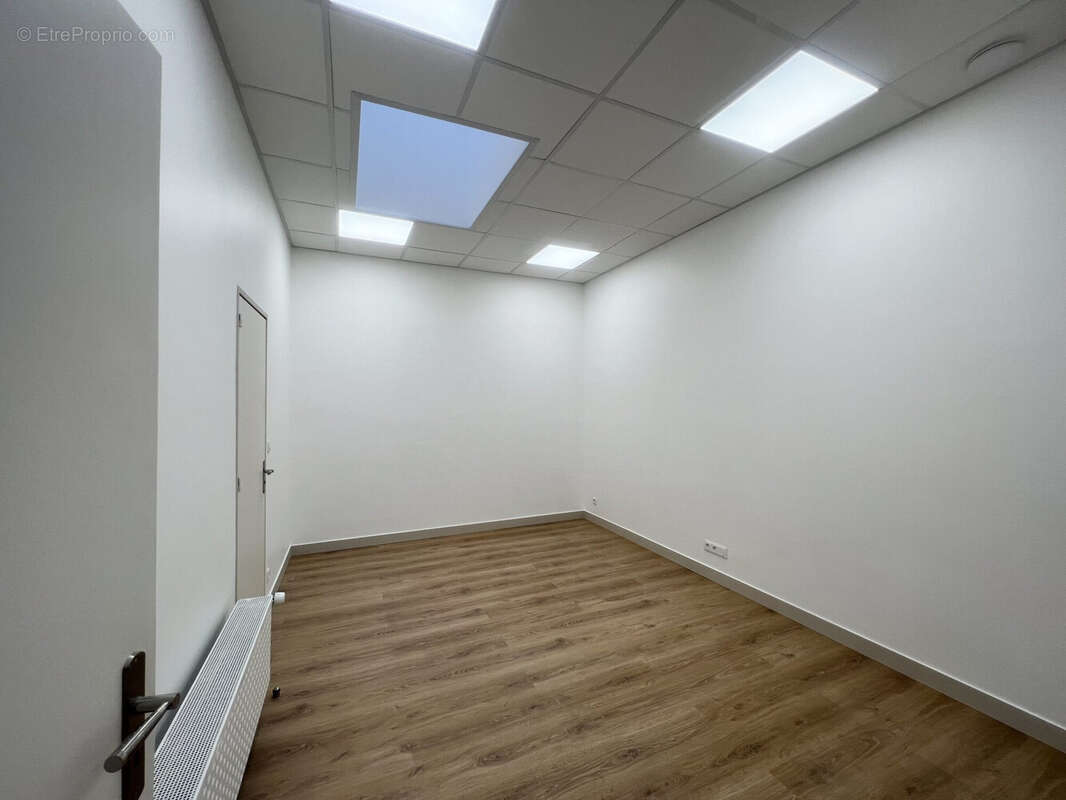 Commerce à PARIS-15E