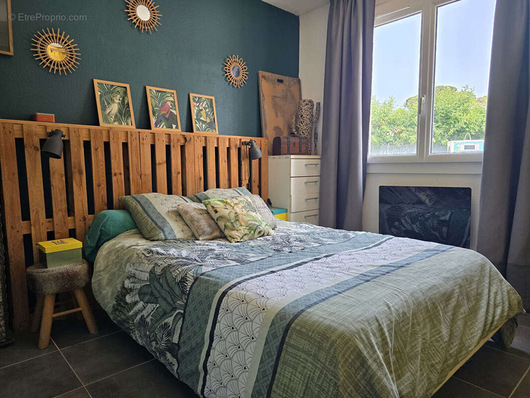 Appartement à SIX-FOURS-LES-PLAGES