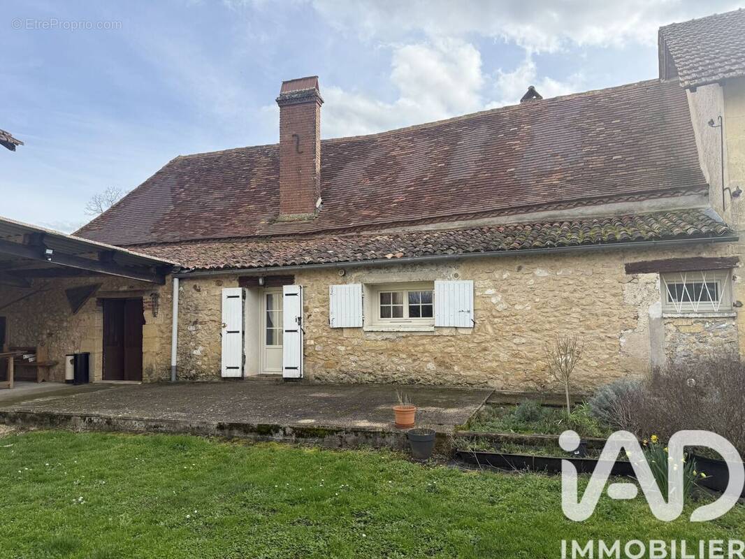 Photo 1 - Maison à SAINT-GERMAIN-ET-MONS