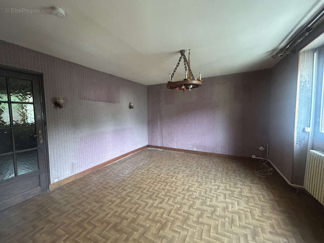 Ormoy la Rivière. Maiosn de 89 m2 avec terrasse, garage et cave - photo 7