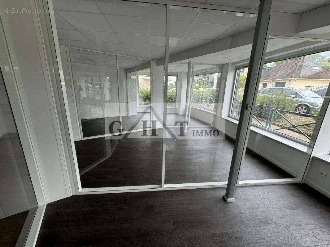 Commerce à LONGJUMEAU