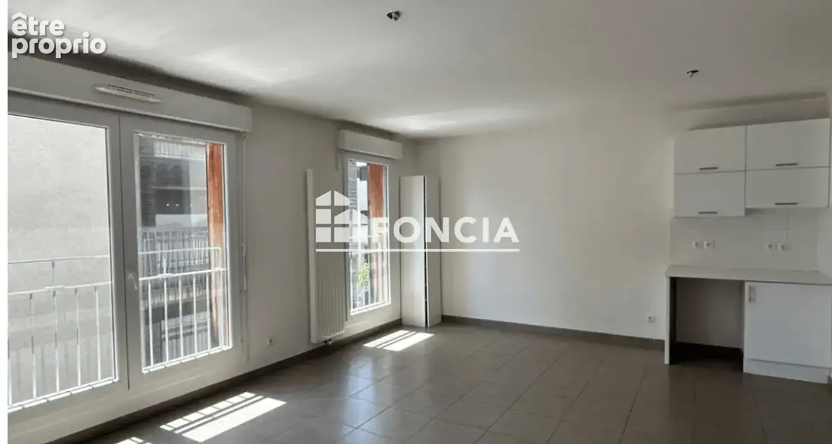 Avignon Porte Thiers – T3 lumineux de 65 m² avec terrasse, résidence récente et standing avec place de parking - photo 2