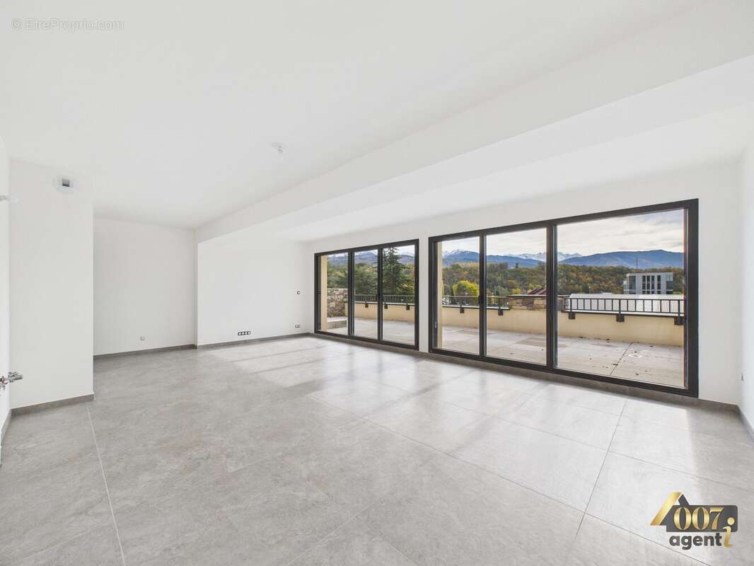 Appartement à MONTMELIAN