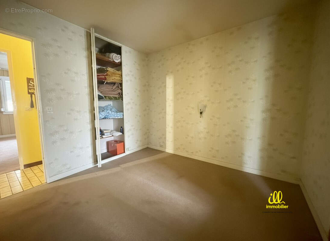 Maison à NOUZONVILLE