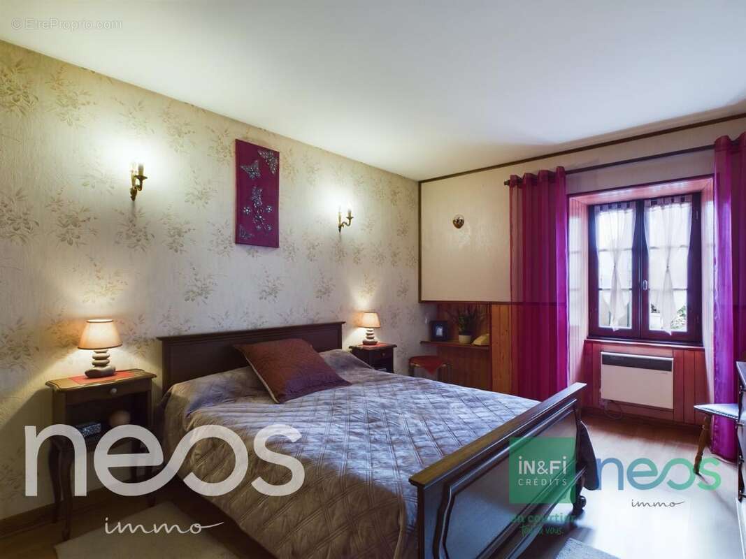 Maison à CHEF-BOUTONNE