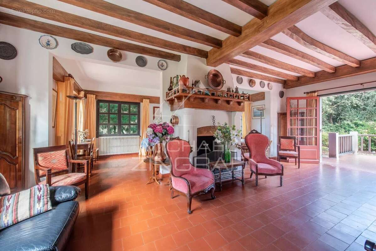 Maison à LE BOUSCAT