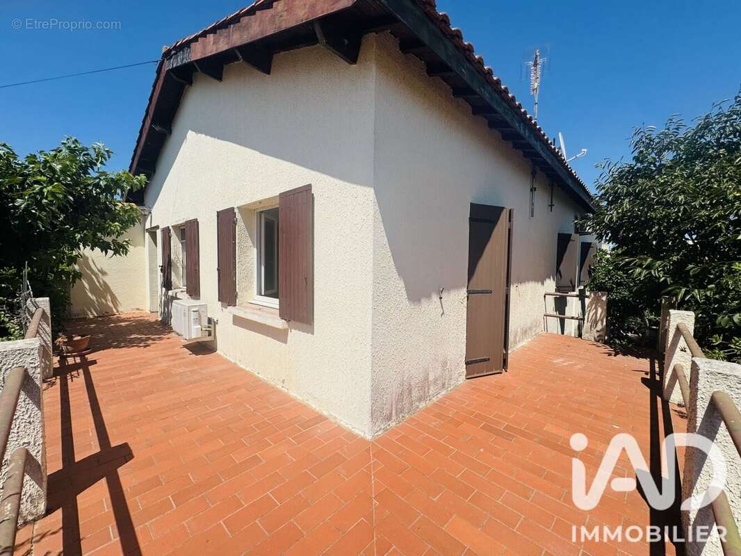 Photo 3 - Maison à VILLEVEYRAC