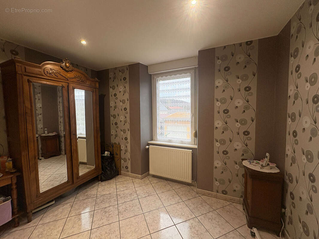 Appartement à PONT-DE-ROIDE