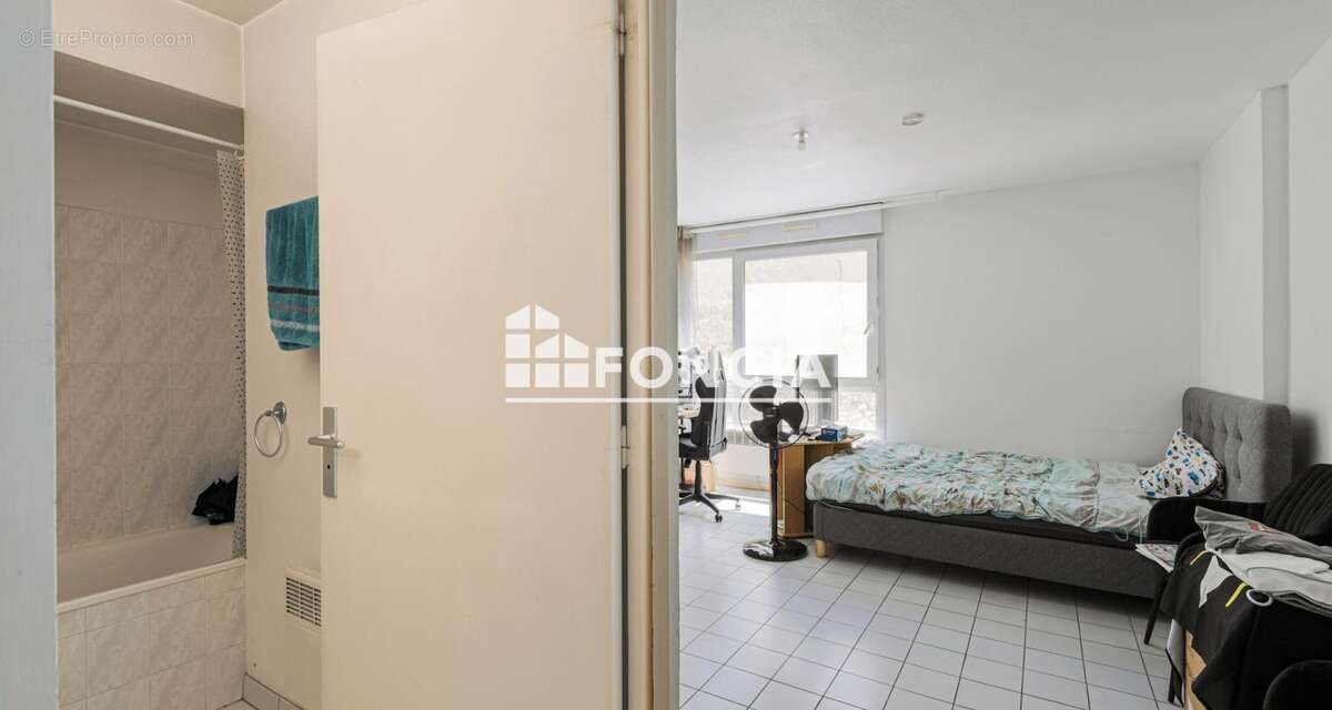 Studio proche Gare et GEM Loué - photo 4