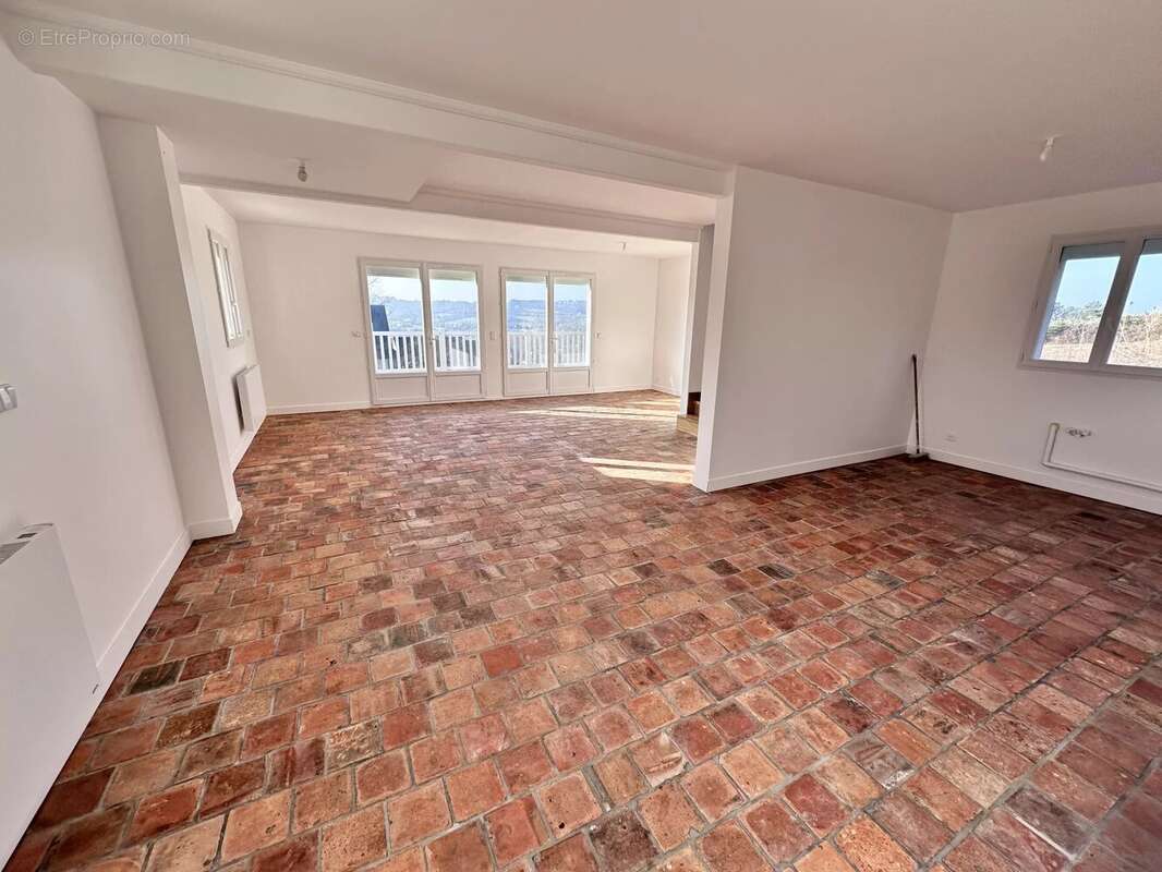 Proche du centre... - photo 26