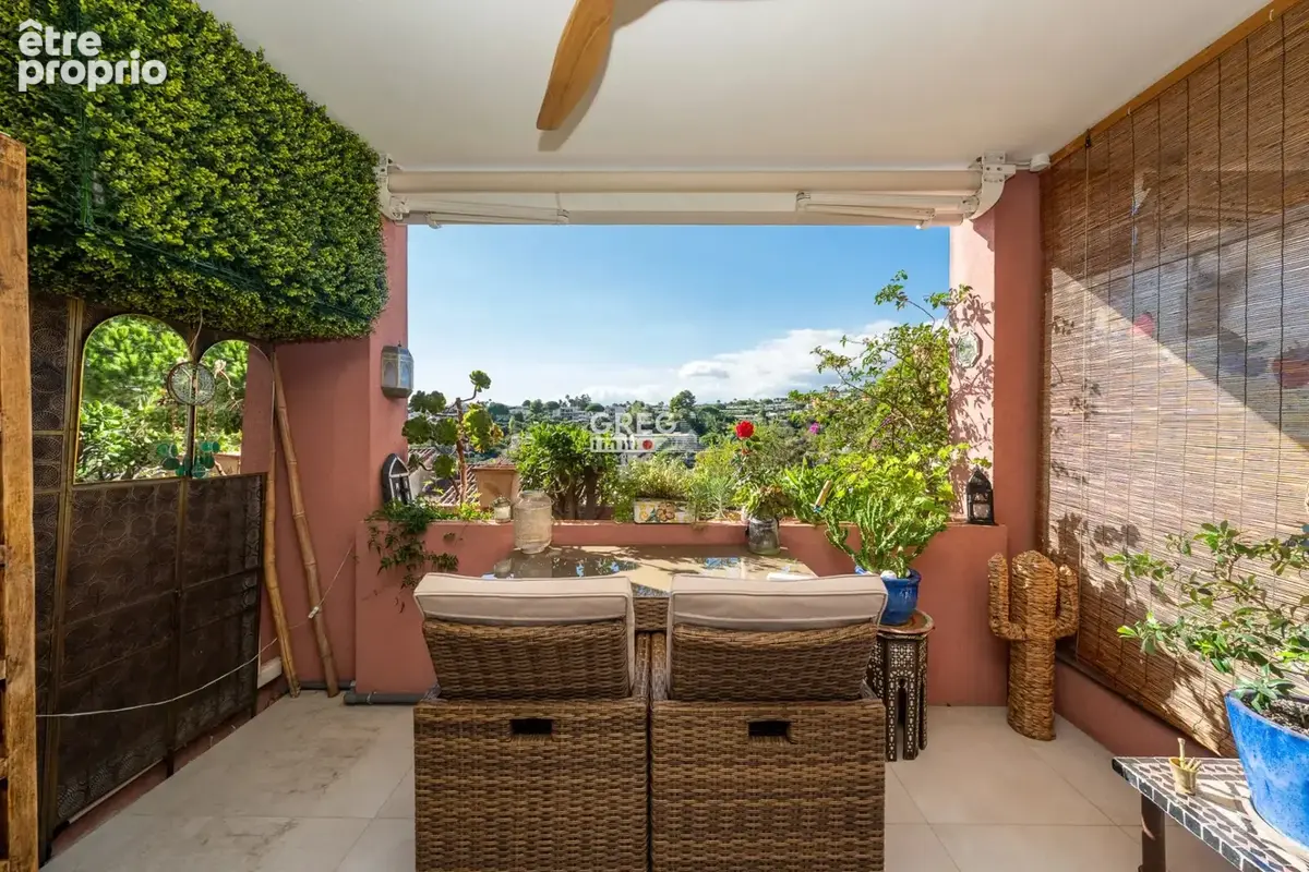 À vendre   Superbe 2 pièces rénové au calme, proche du Parc - photo 3