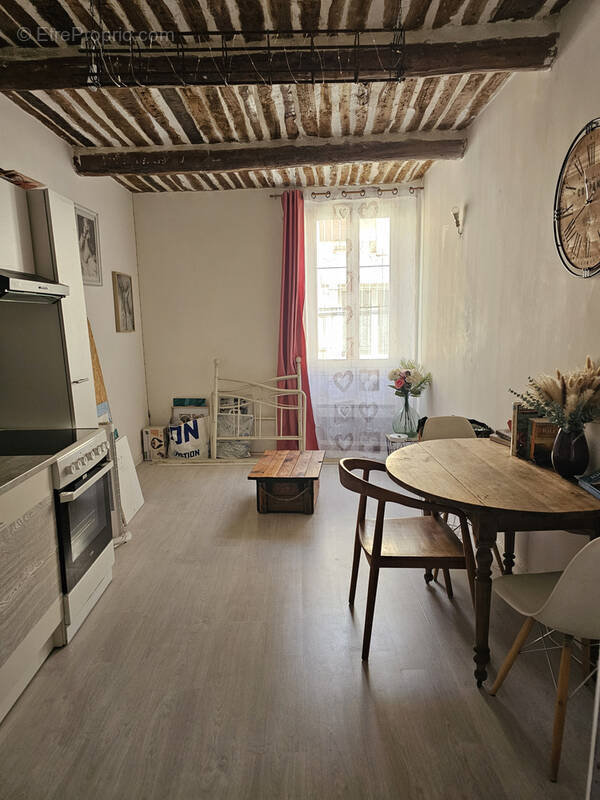 Appartement à ROGNES