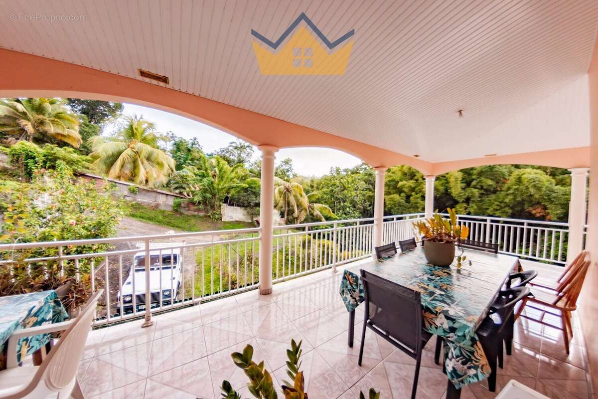 Maison à SCHOELCHER