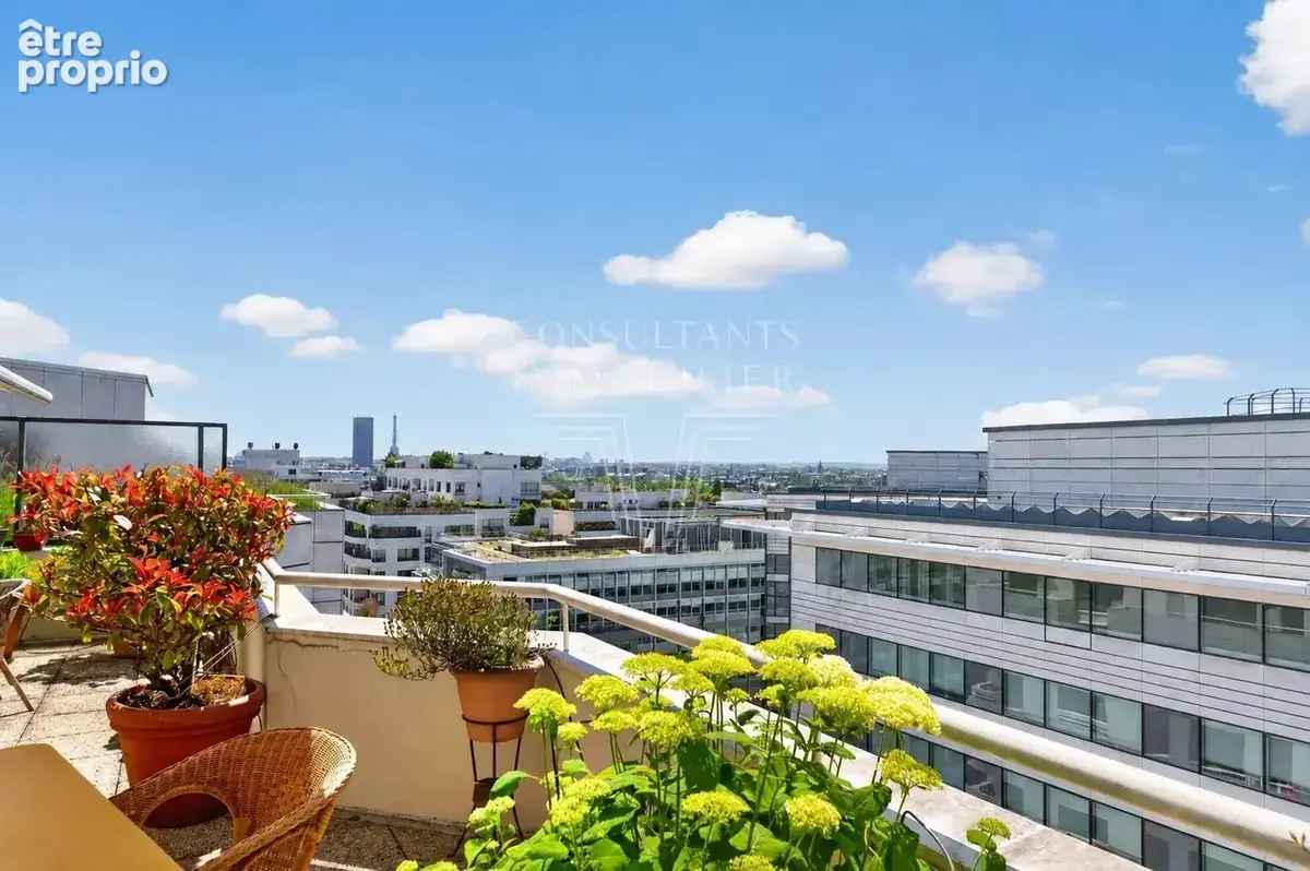 Appartement à LEVALLOIS-PERRET