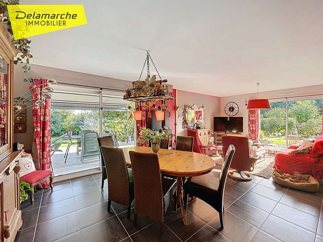 Maison à SAINT-SAUVEUR-LA-POMMERAYE