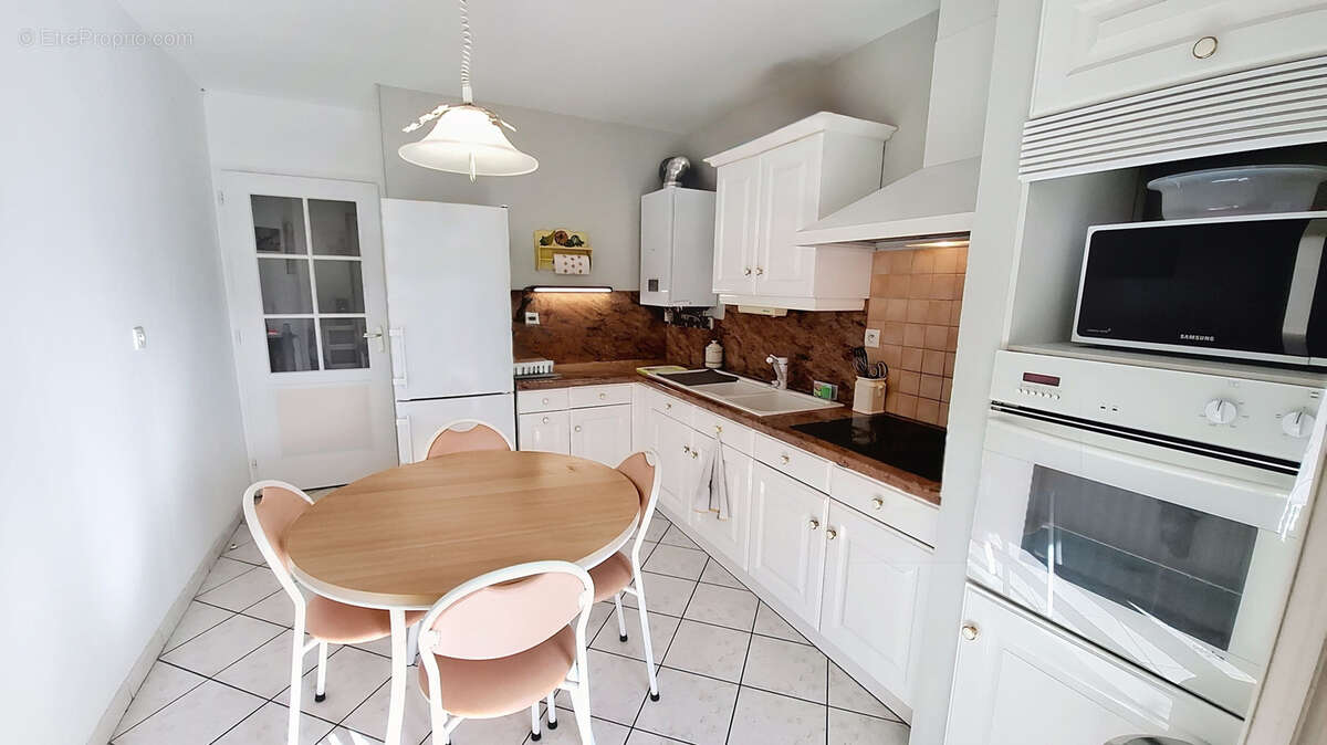 Appartement à SAINT-ROMAIN-EN-GAL