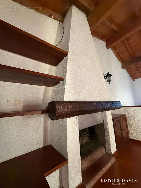 Maison à CENTURI