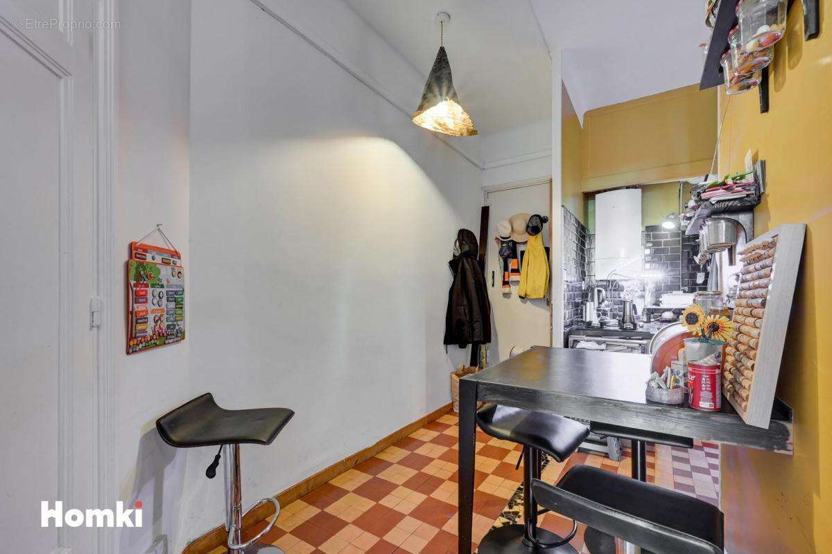Appartement à MARSEILLE-1E