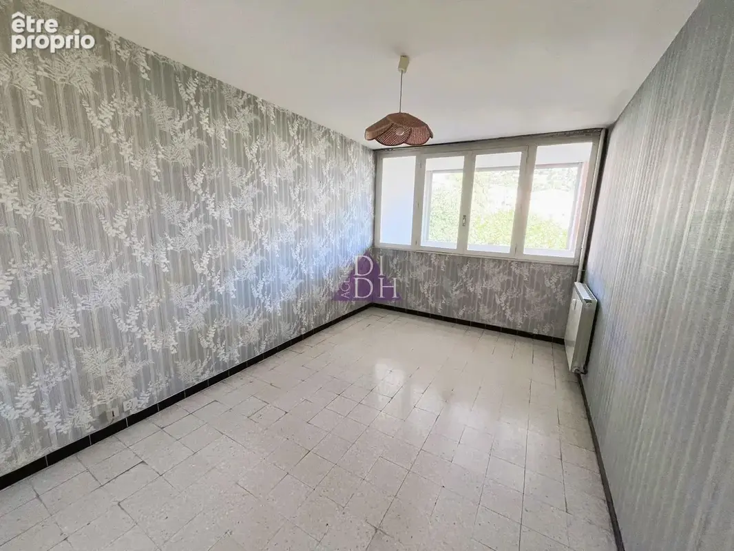 À deux pas des commodités sur le secteur ouest appartement à rénover avec potentiel! - photo 9
