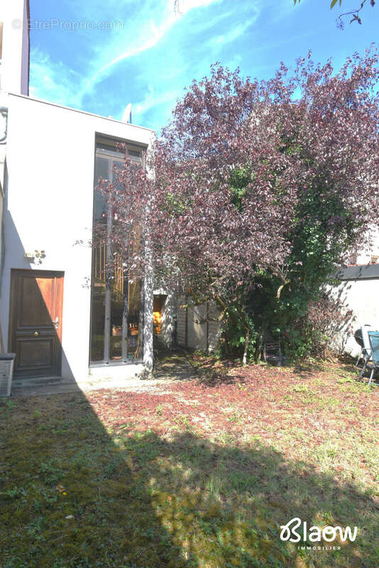 jardin privé - Appartement à MEYZIEU