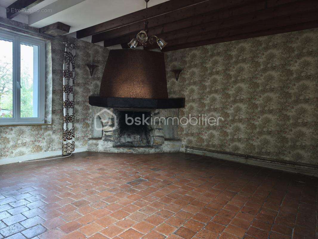 Maison à SAINT-CYR-EN-PAIL