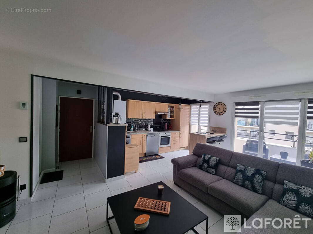 Appartement à LIVRY-GARGAN