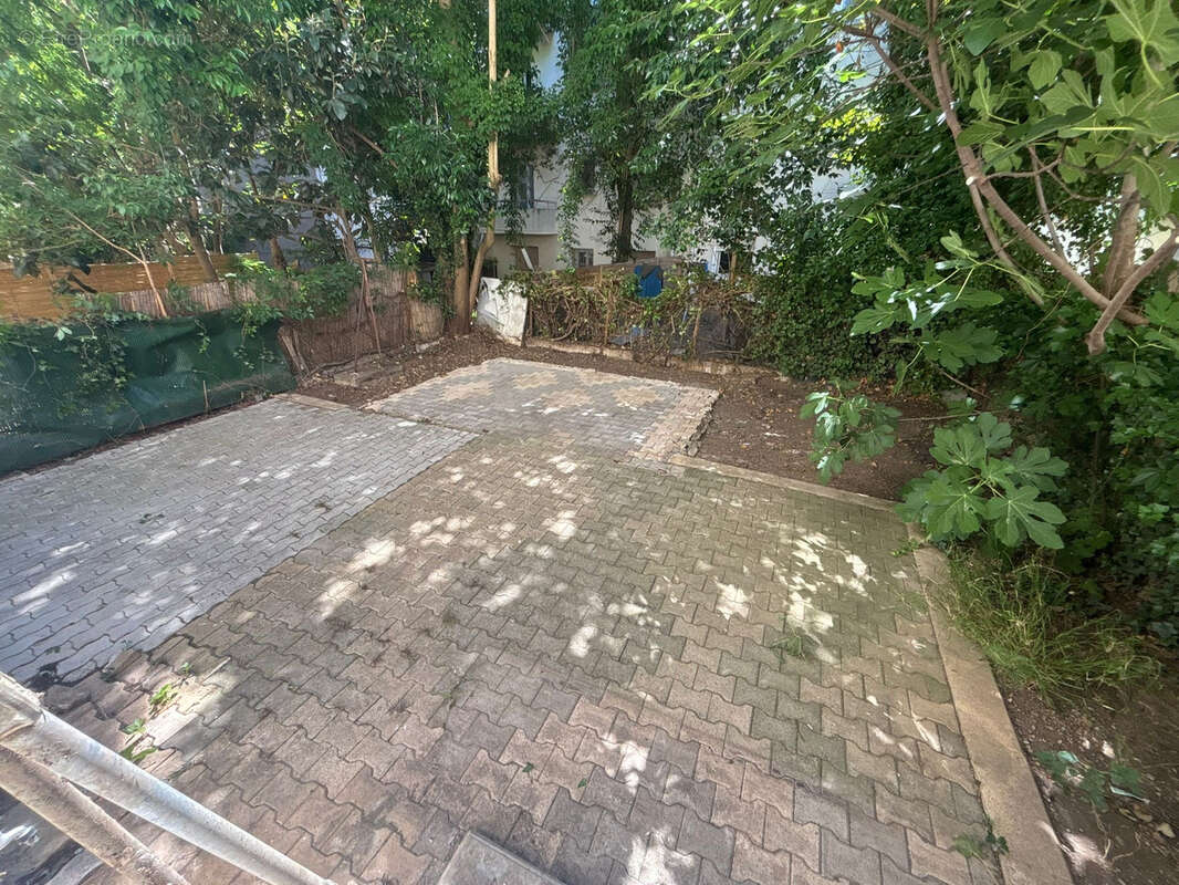 Appartement à BEZIERS