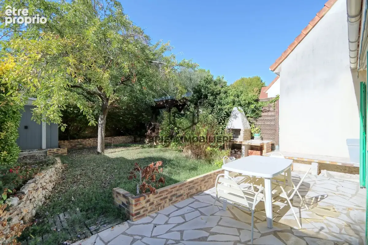 Maison 5 pièces 97 m² à vendre à Brie-Comte-Robert (77170) - photo 9