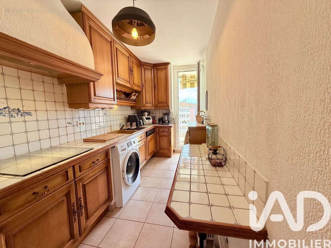 Appartement 74 m² à Toulon  - photo 9