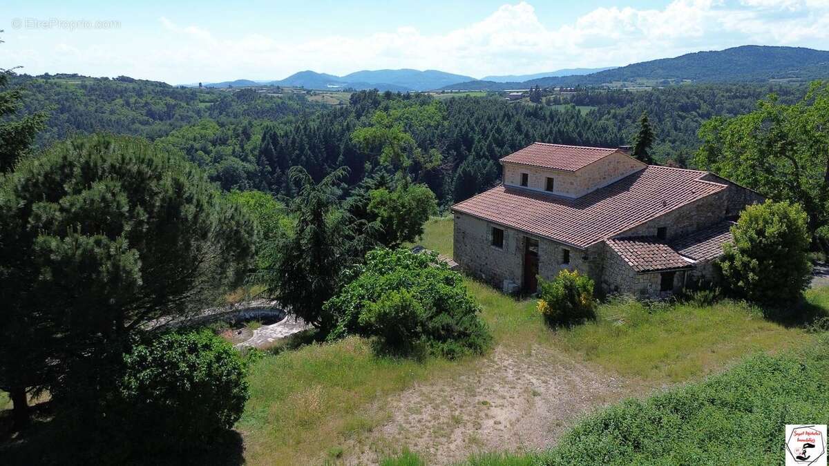 Maison 145 m² à Etables  - photo 3