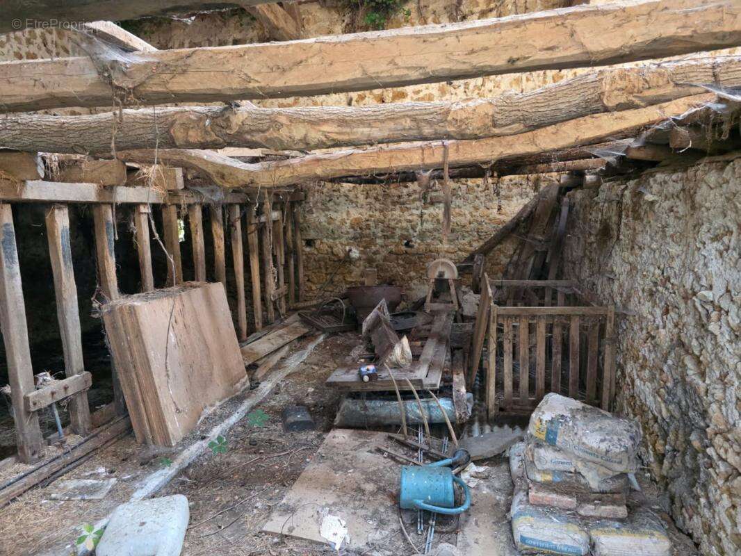 Maison à SAINT-CIVRAN