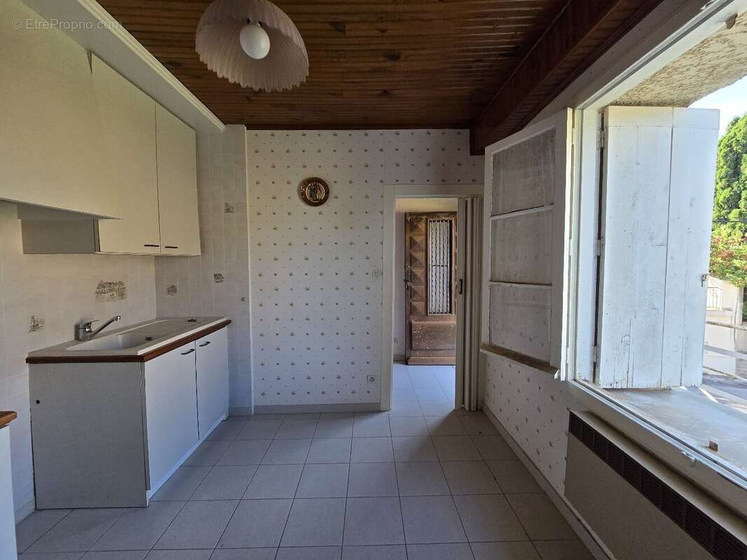 Maison à VILLEVEYRAC