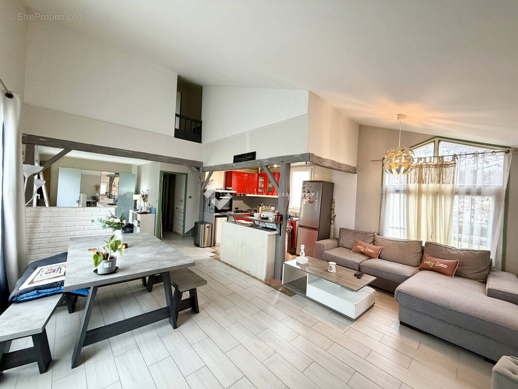 Appartement à NANDY