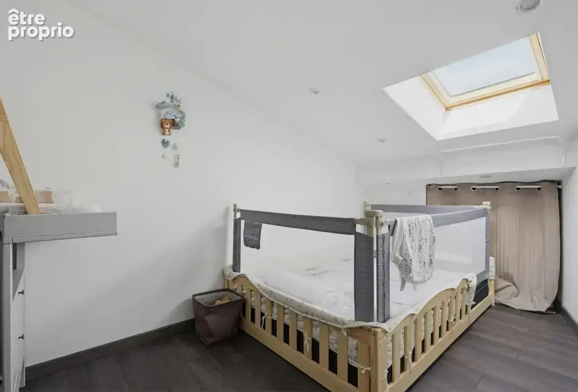 Maison de 5 pièces de 145 m² à Cavignac - photo 11