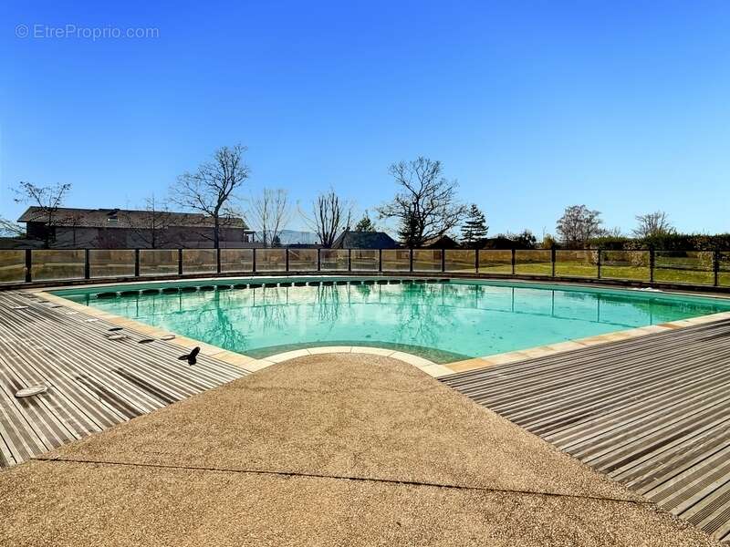 Appartement à PREVESSIN-MOENS