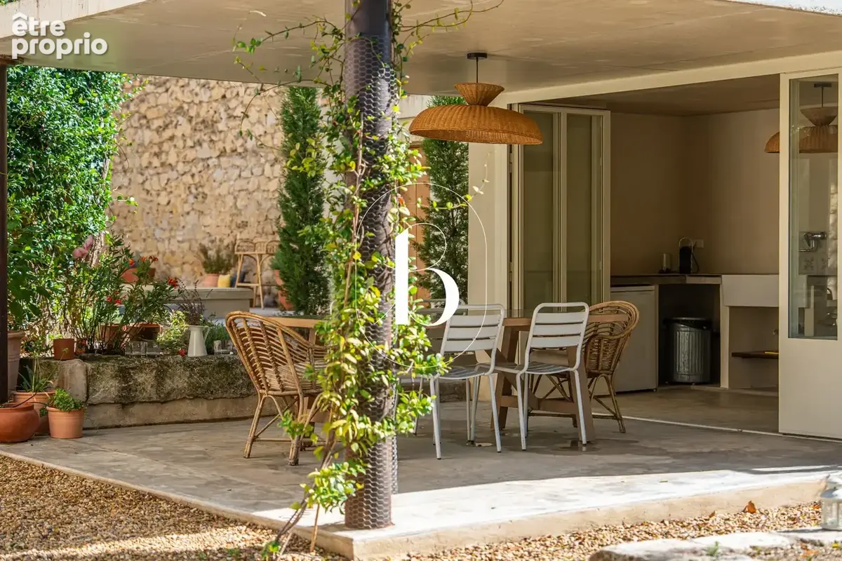 Entre Uzès et Avignon, Quand l'ancien rencontre le contemporain - photo 9