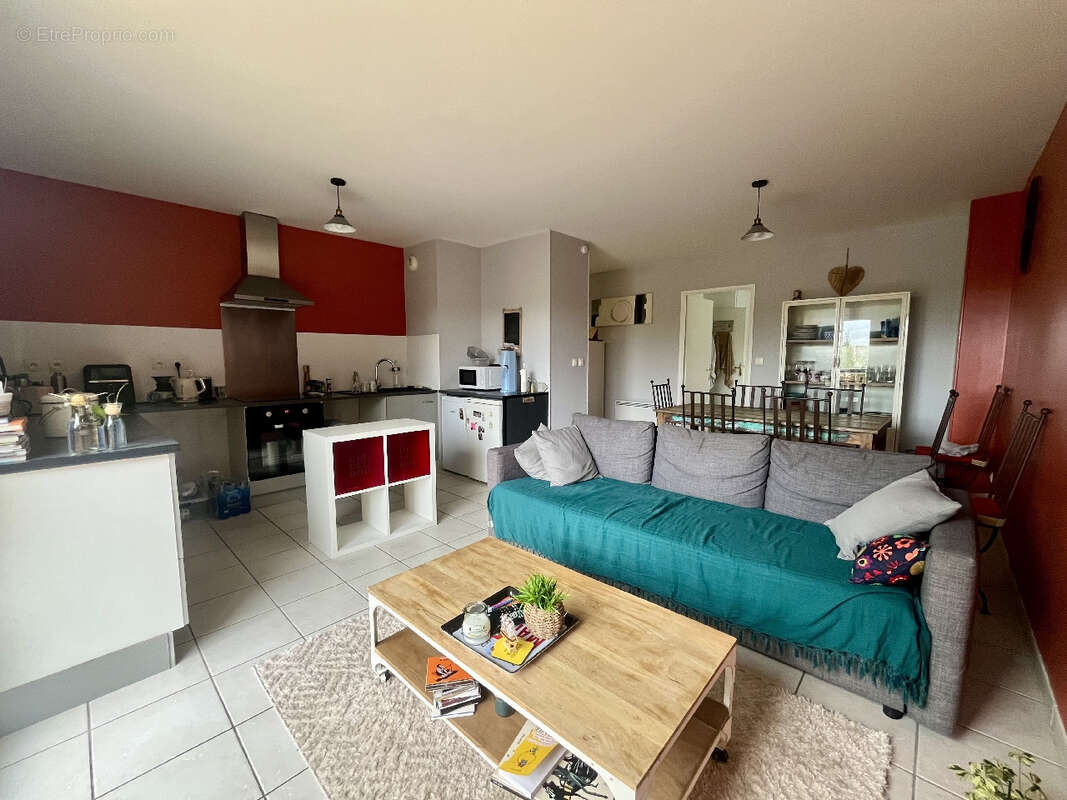 Appartement à PORT-EN-BESSIN-HUPPAIN