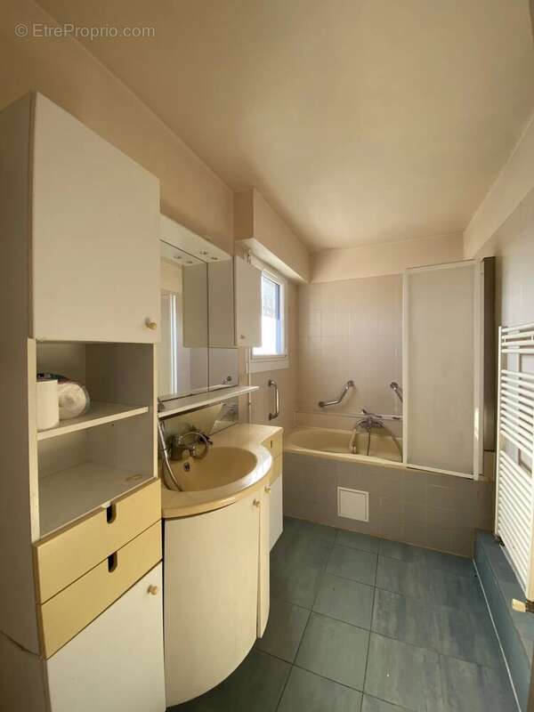 Appartement à BOUSSY-SAINT-ANTOINE