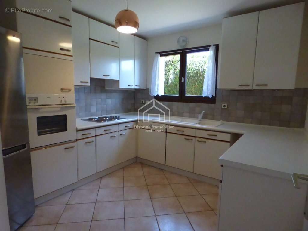 Maison à DIVONNE-LES-BAINS