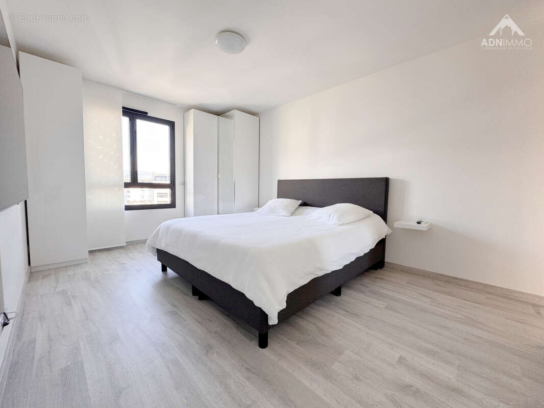 Appartement à SAINT-GENIS-POUILLY