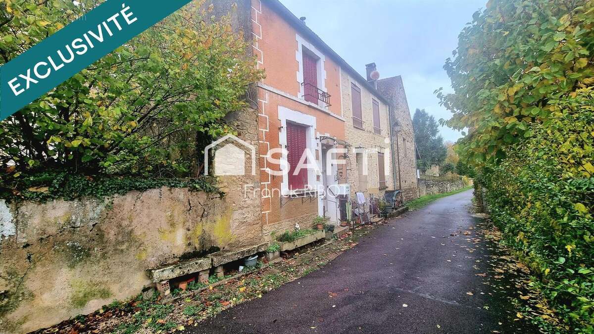 Photo 3 - Maison à NOYERS