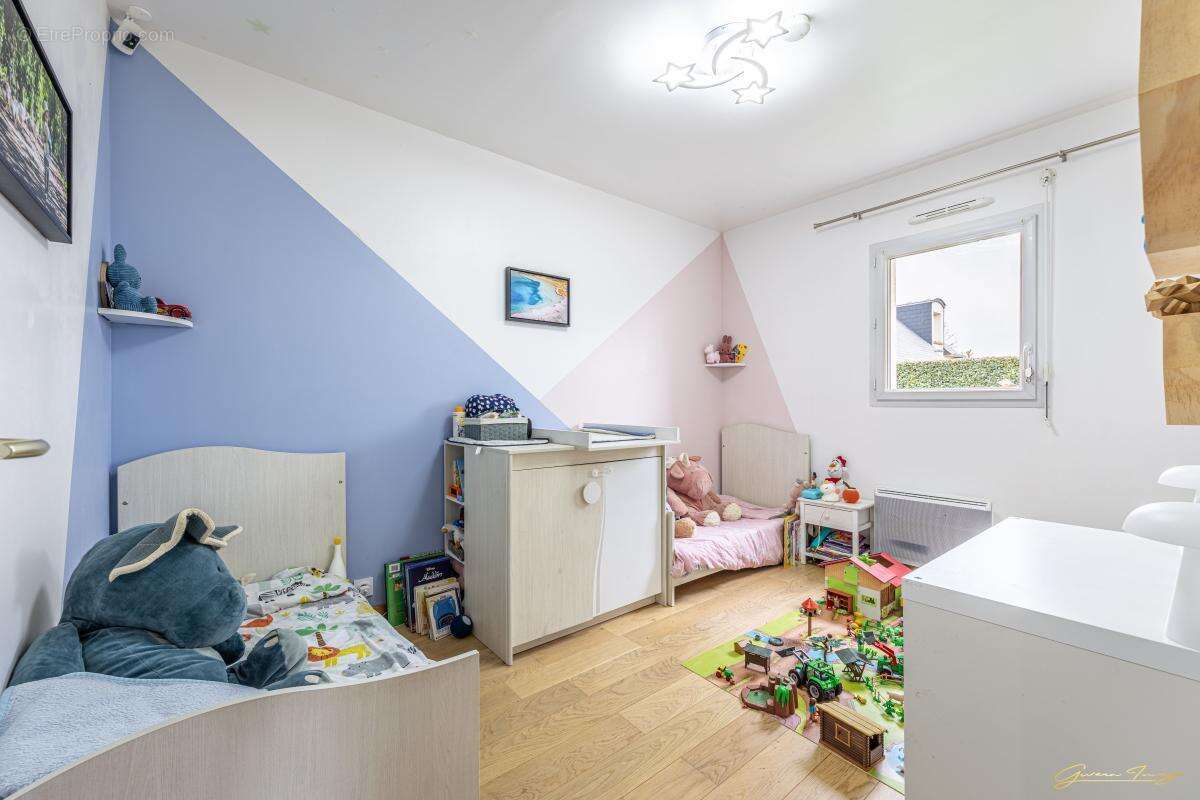 Maison à LA VILLE-ES-NONAIS