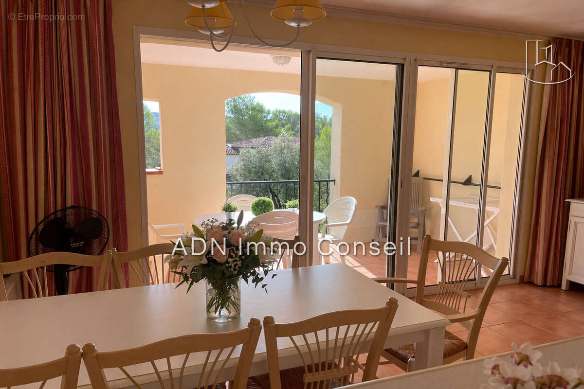 Appartement à MALLEMORT
