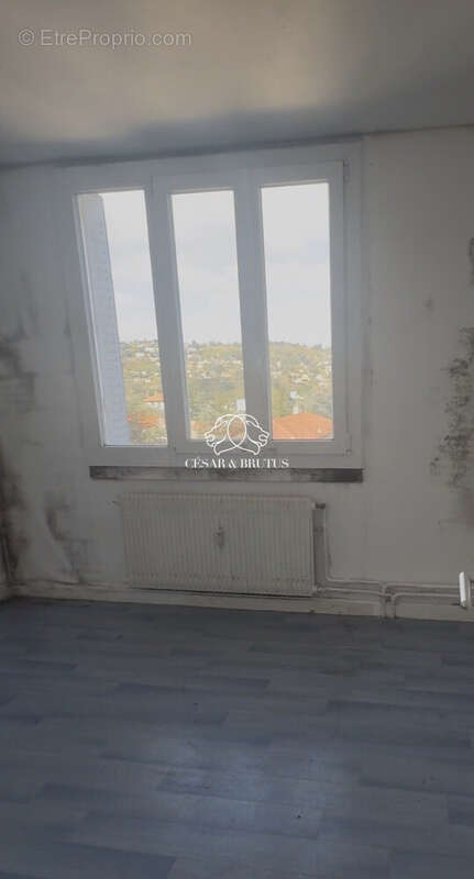 Appartement à OULLINS